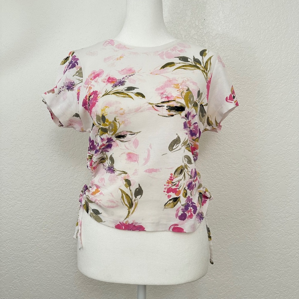 Guess Floral Ruched Side Y2K T-Shirt Womens Large White Ribbed  Short Sleeve Top